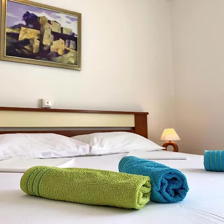 Apartment Fuer 4 Personen Ca 45 M In Silo, Adriakueste Kroatien Kroatische Inseln Silo (Krk)